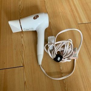 T3 compact feather weight travel hair dryer
